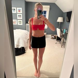 Edikted Crop Top! Size Small - New Condition (never worn)